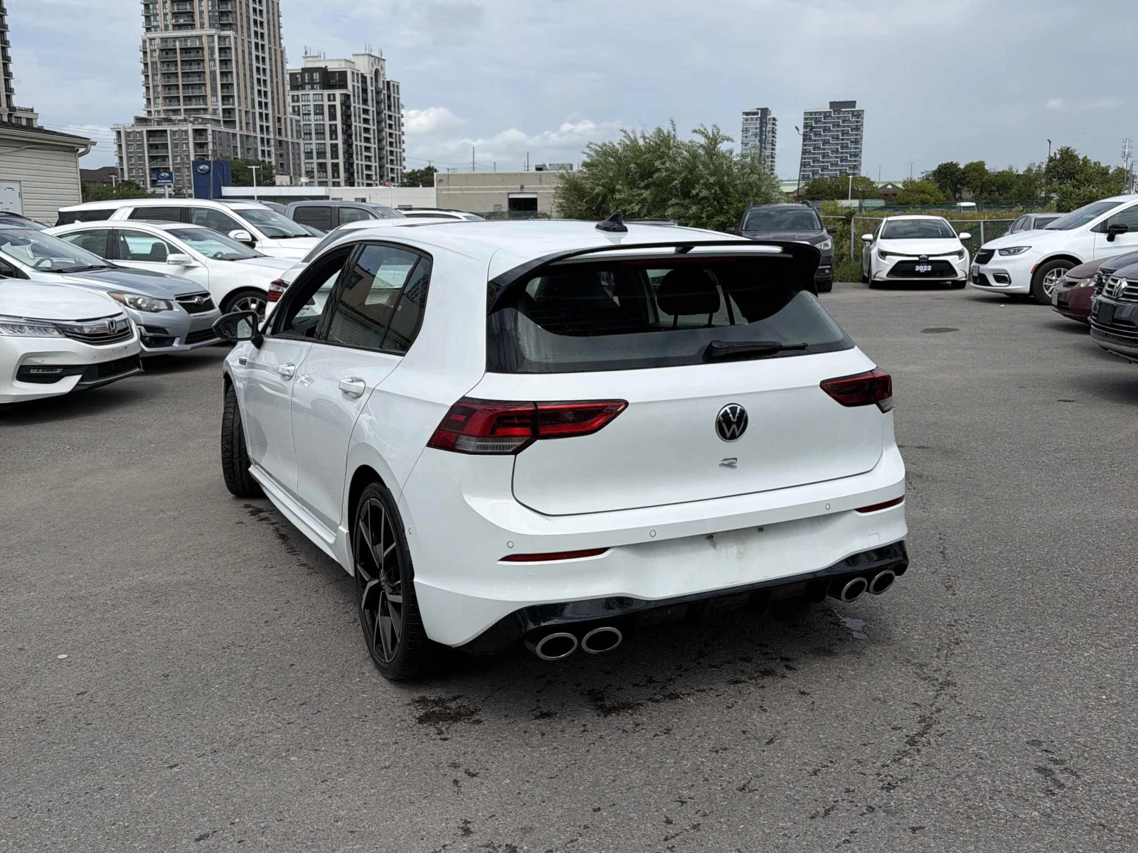VW Golf R DSG / АВТОКРЕДИТ, снимка 4 - Автомобили и джипове - 55790048
