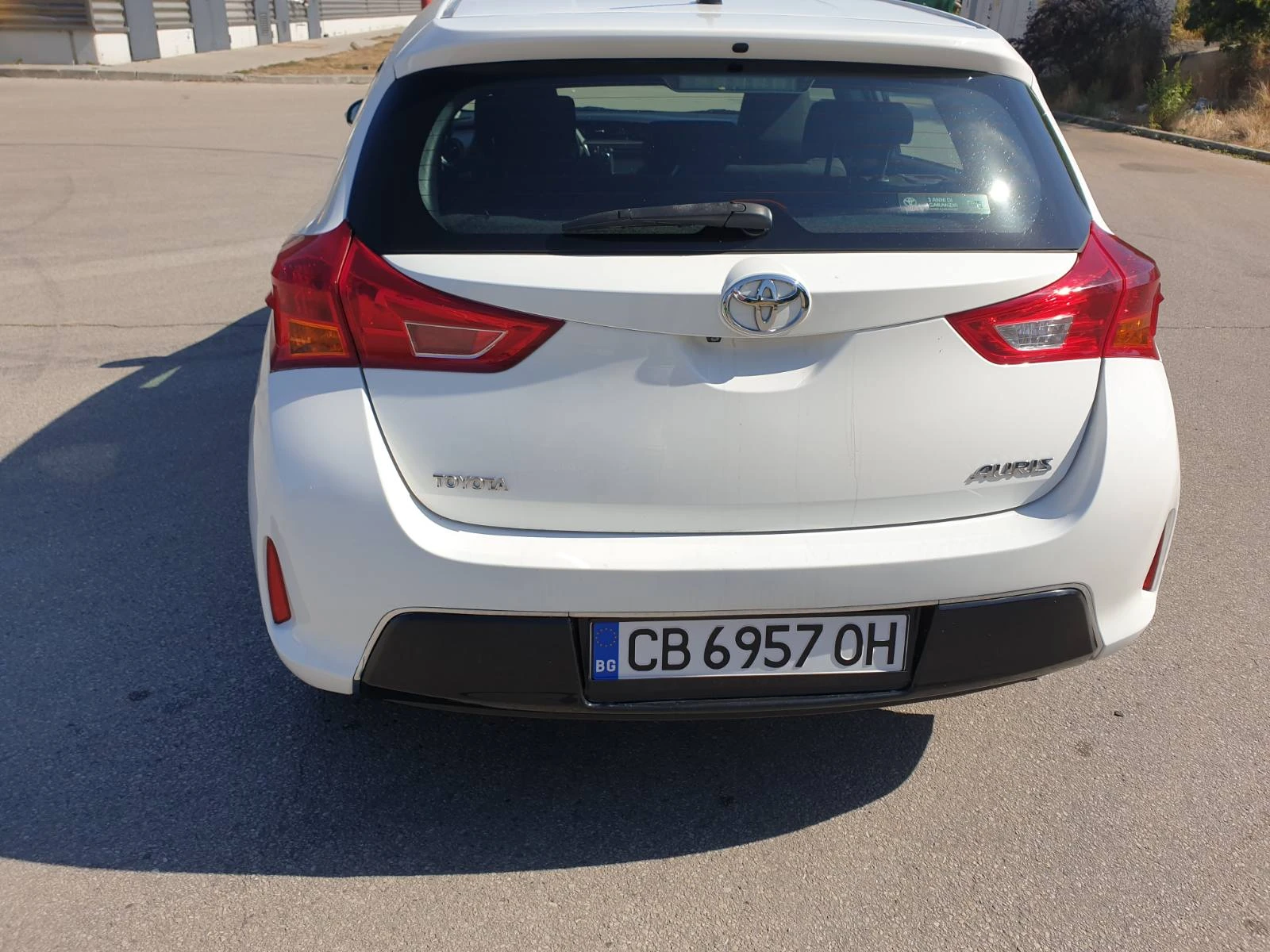 Toyota Auris, снимка 2 - Автомобили и джипове - 55843192