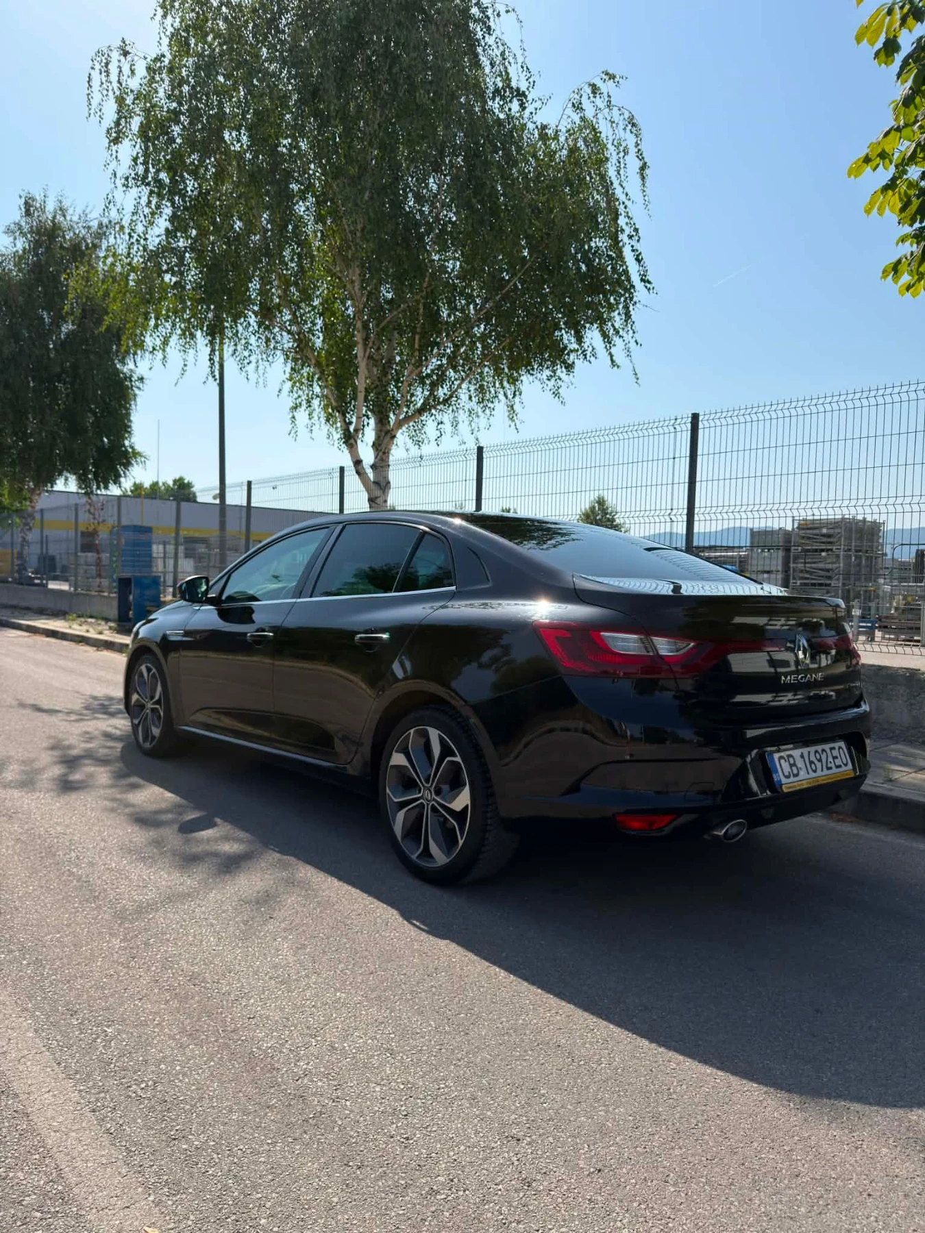 Renault Megane Най-високо ниво на оборудване, снимка 5 - Автомобили и джипове - 55885619