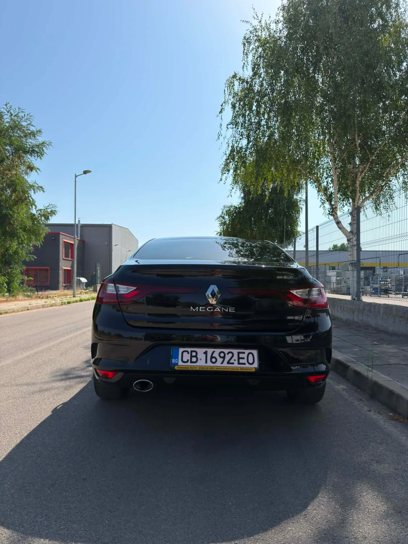 Renault Megane Най-високо ниво на оборудване, снимка 3 - Автомобили и джипове - 55885619