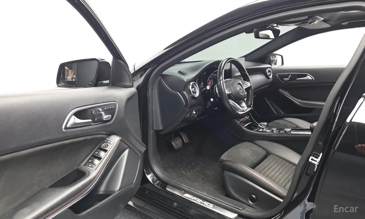 Mercedes-Benz A45 AMG 4MATIC/ПОДГРЕВ/ПАМЕТ/ЗАДНА КАМЕРА/ПАНОРАМА, снимка 10 - Автомобили и джипове - 56102654