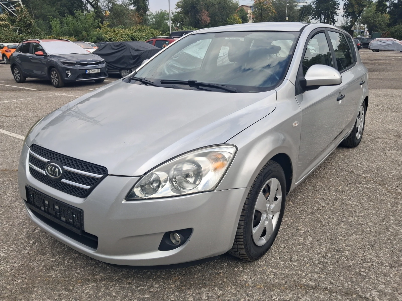 Kia Ceed 1.4* benz.* * KLIMA, снимка 5 - Автомобили и джипове - 56161338