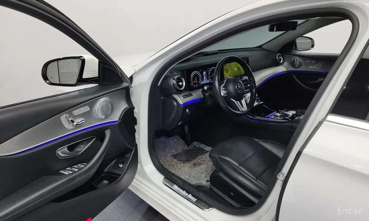 Mercedes-Benz E 300 AMG Line * ��������� * �������� * HEAD UP *  | Mobile.bg � ����������� 10