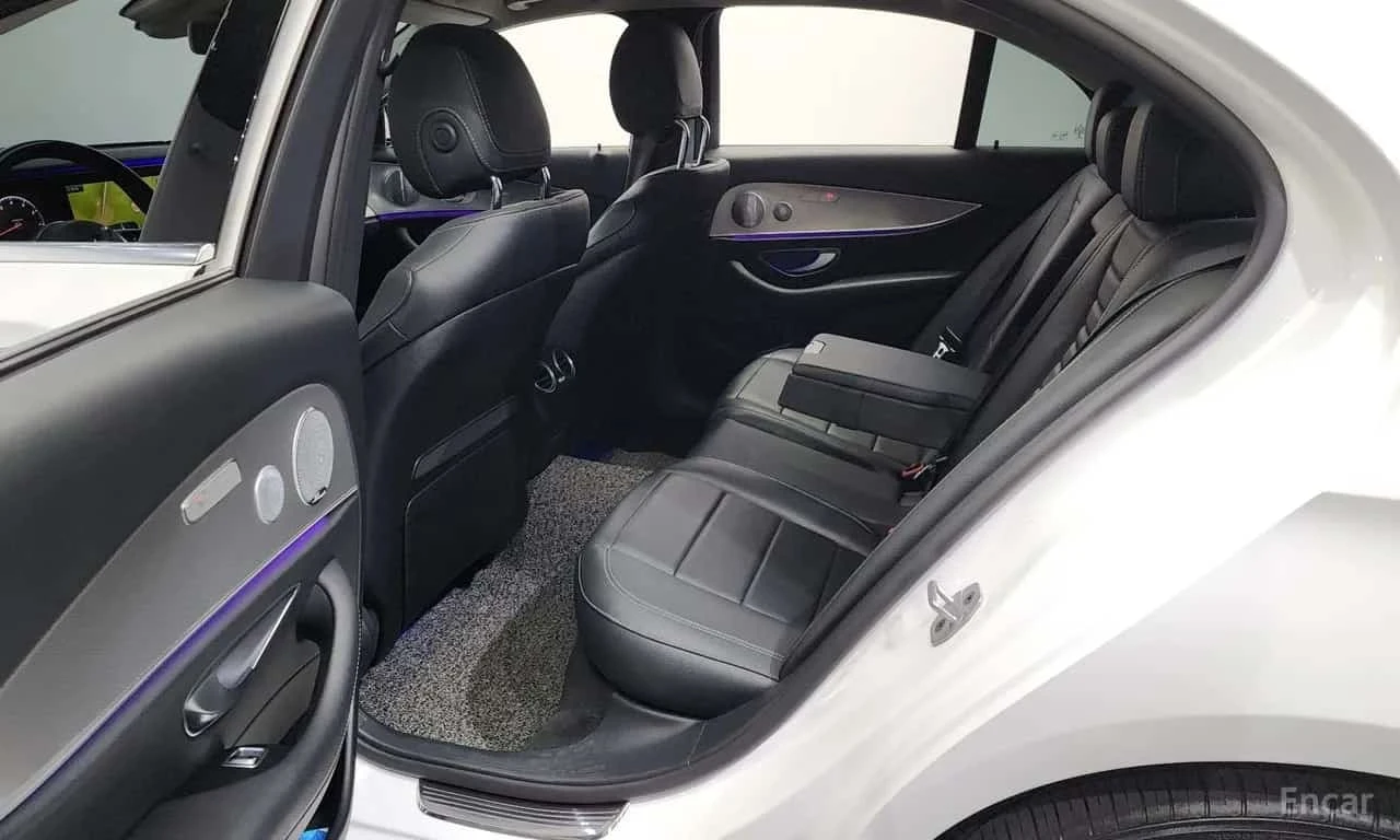 Mercedes-Benz E 300 AMG Line * ��������� * �������� * HEAD UP *  | Mobile.bg � ����������� 11