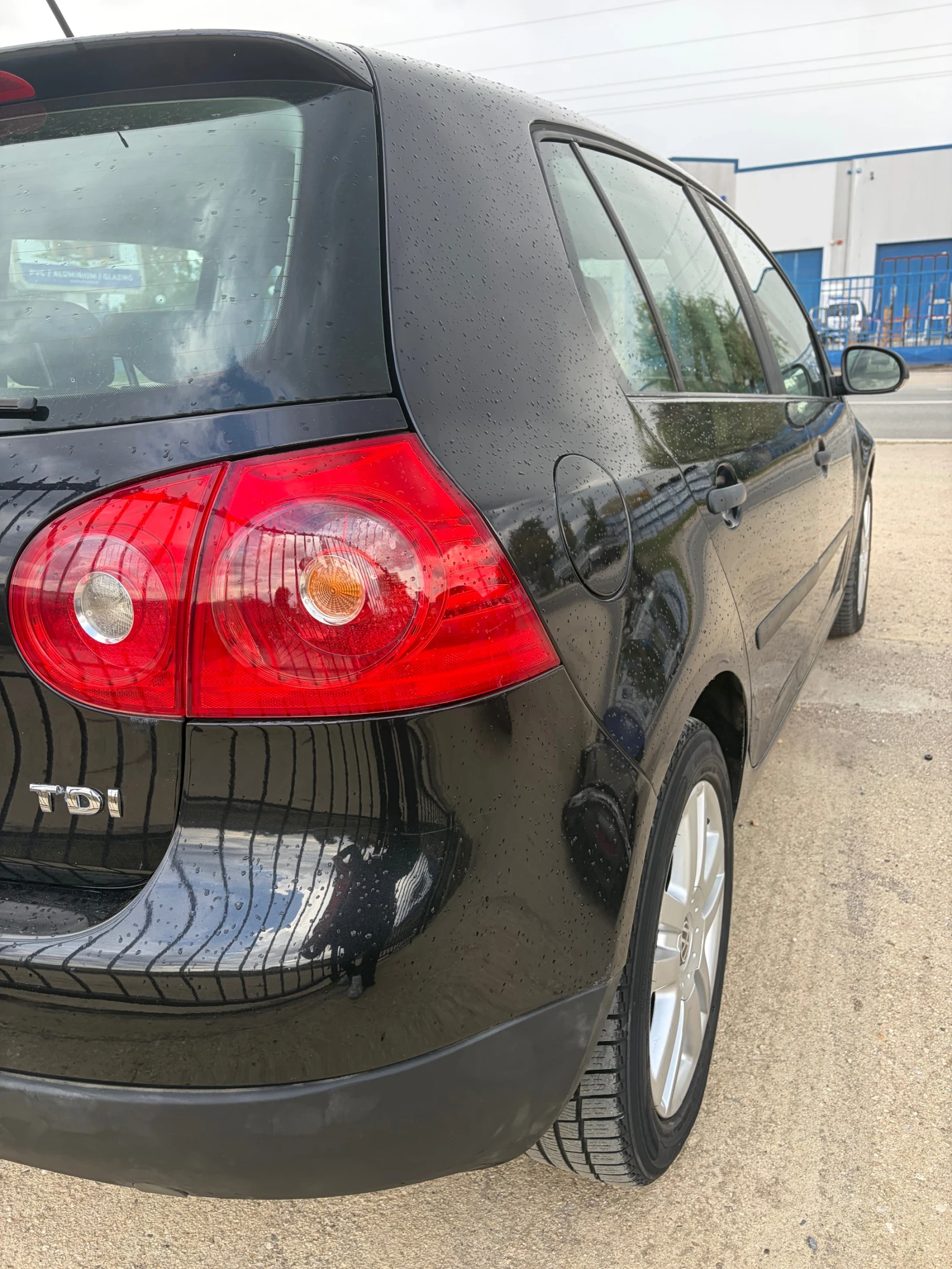 VW Golf  V BLC 1.9, снимка 4 - Автомобили и джипове - 56635932