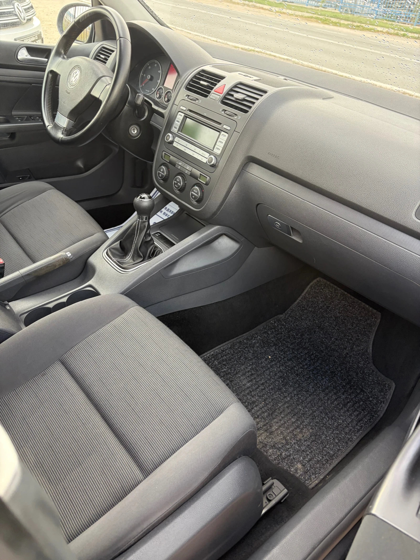 VW Golf  V BLC 1.9, снимка 14 - Автомобили и джипове - 56635932