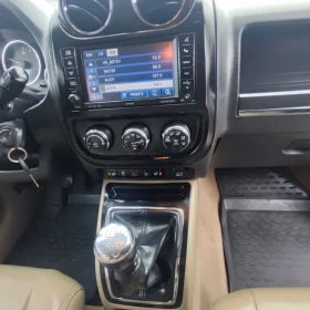 Jeep Compass 2.2CRDI* LIMITED* FACE* NAVI* КОЖА * ПОДГРЕВ* , снимка 12