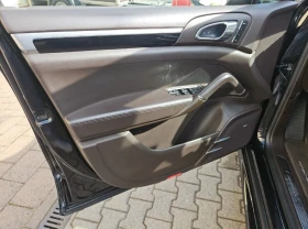 Porsche Cayenne S Diesel 4.2 TDI, снимка 10