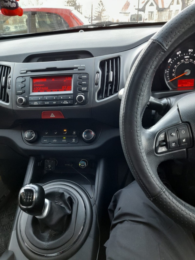 Kia Sportage 1.7 CRDI, снимка 3 - Автомобили и джипове - 46279432