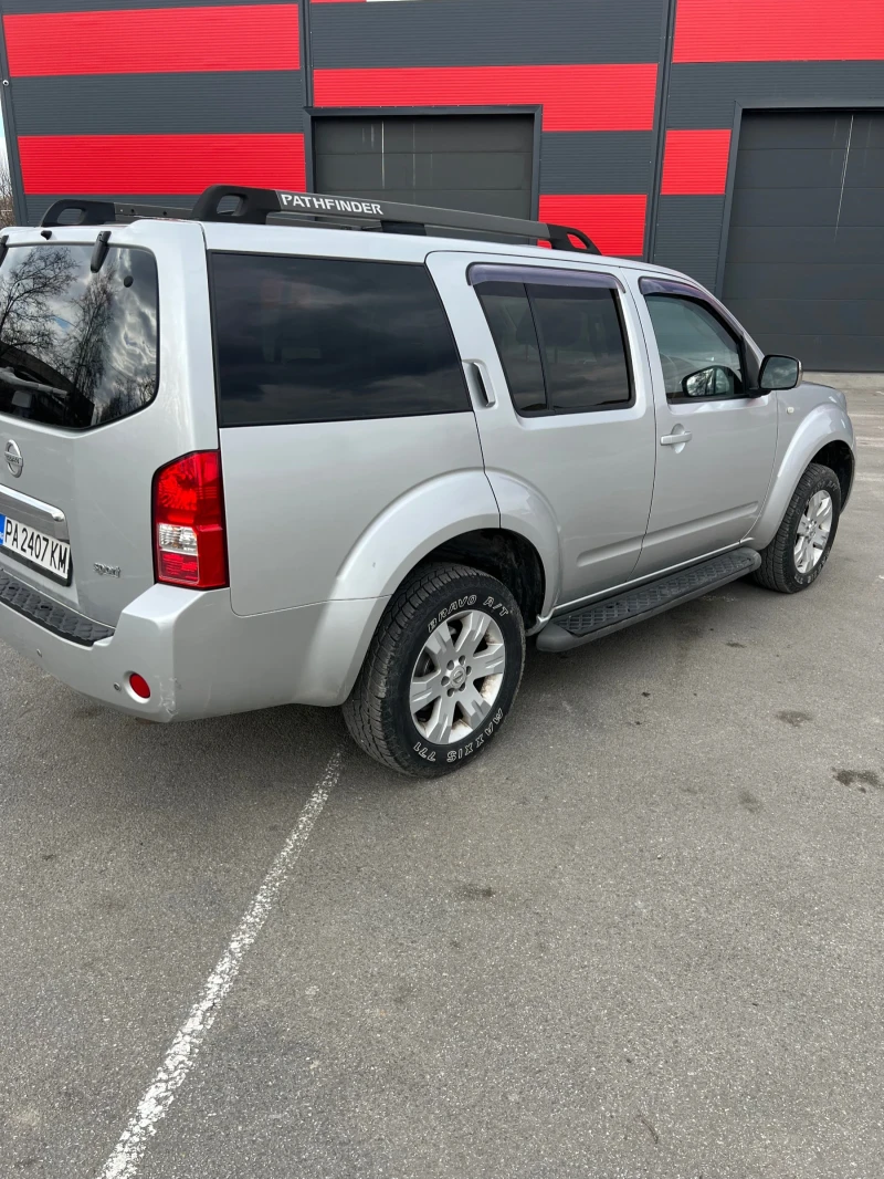 Nissan Pathfinder, снимка 5 - Автомобили и джипове - 49346364