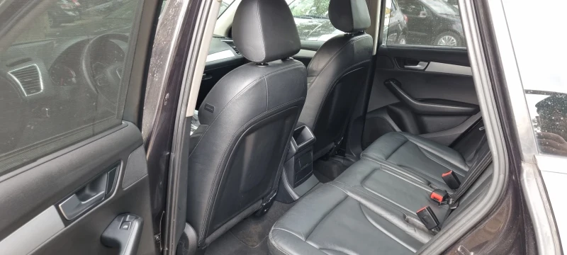 Audi Q5 3.0TDI, снимка 10 - Автомобили и джипове - 52056471