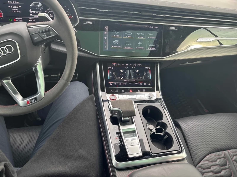 Audi RSQ8 * 4.0 TFSI quattro * CARFAX * БЕЗ ПЪРВОНАЧАЛНА ВНО, снимка 9 - Автомобили и джипове - 52638909