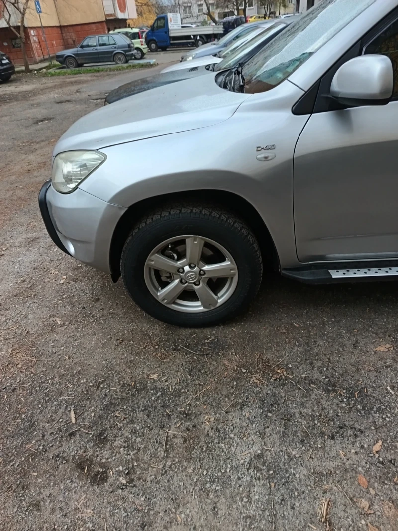 Toyota Rav4 3, снимка 6 - Автомобили и джипове - 52865002