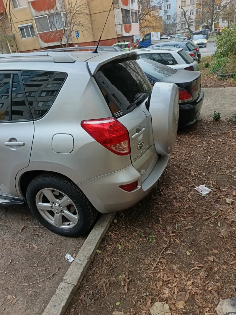 Toyota Rav4 3, снимка 7 - Автомобили и джипове - 52865002