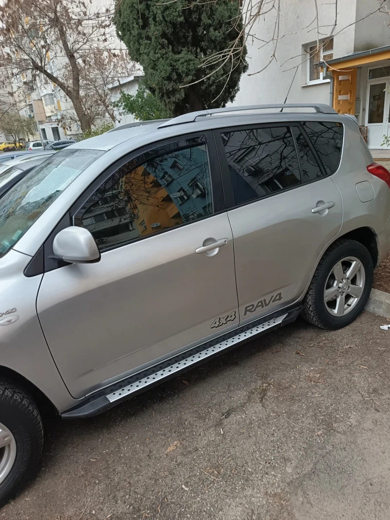 Toyota Rav4 3, снимка 3 - Автомобили и джипове - 52865002