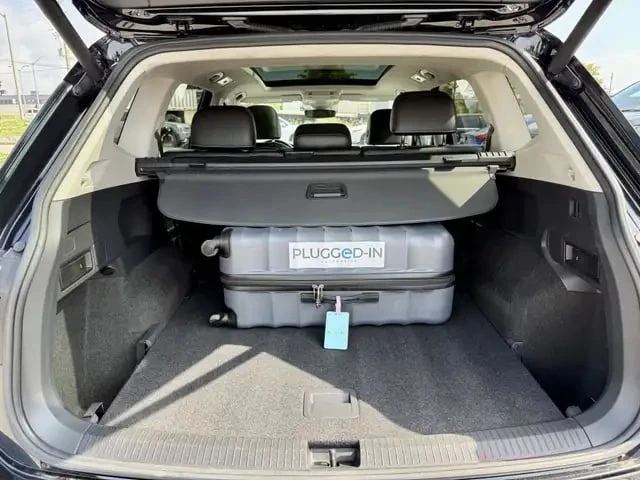 VW Tiguan * Highline 2.0t 8sp At * CARFAX * БЕЗ ПЪРВОНАЧАЛНА, снимка 15 - Автомобили и джипове - 53270014