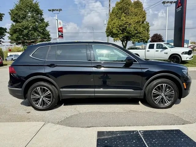 VW Tiguan * Highline 2.0t 8sp At * CARFAX * БЕЗ ПЪРВОНАЧАЛНА, снимка 6 - Автомобили и джипове - 53270014