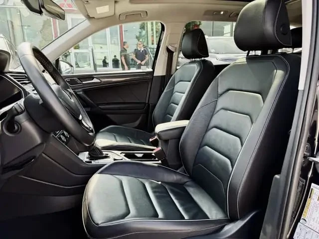 VW Tiguan * Highline 2.0t 8sp At * CARFAX * БЕЗ ПЪРВОНАЧАЛНА, снимка 17 - Автомобили и джипове - 53270014