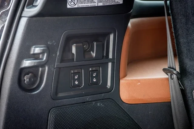 Toyota Sequoia Platinum , снимка 17 - Автомобили и джипове - 53515072