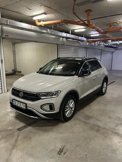 VW T-Roc Life 1.5 TSI OPF DSG, снимка 2 - Автомобили и джипове - 56582653