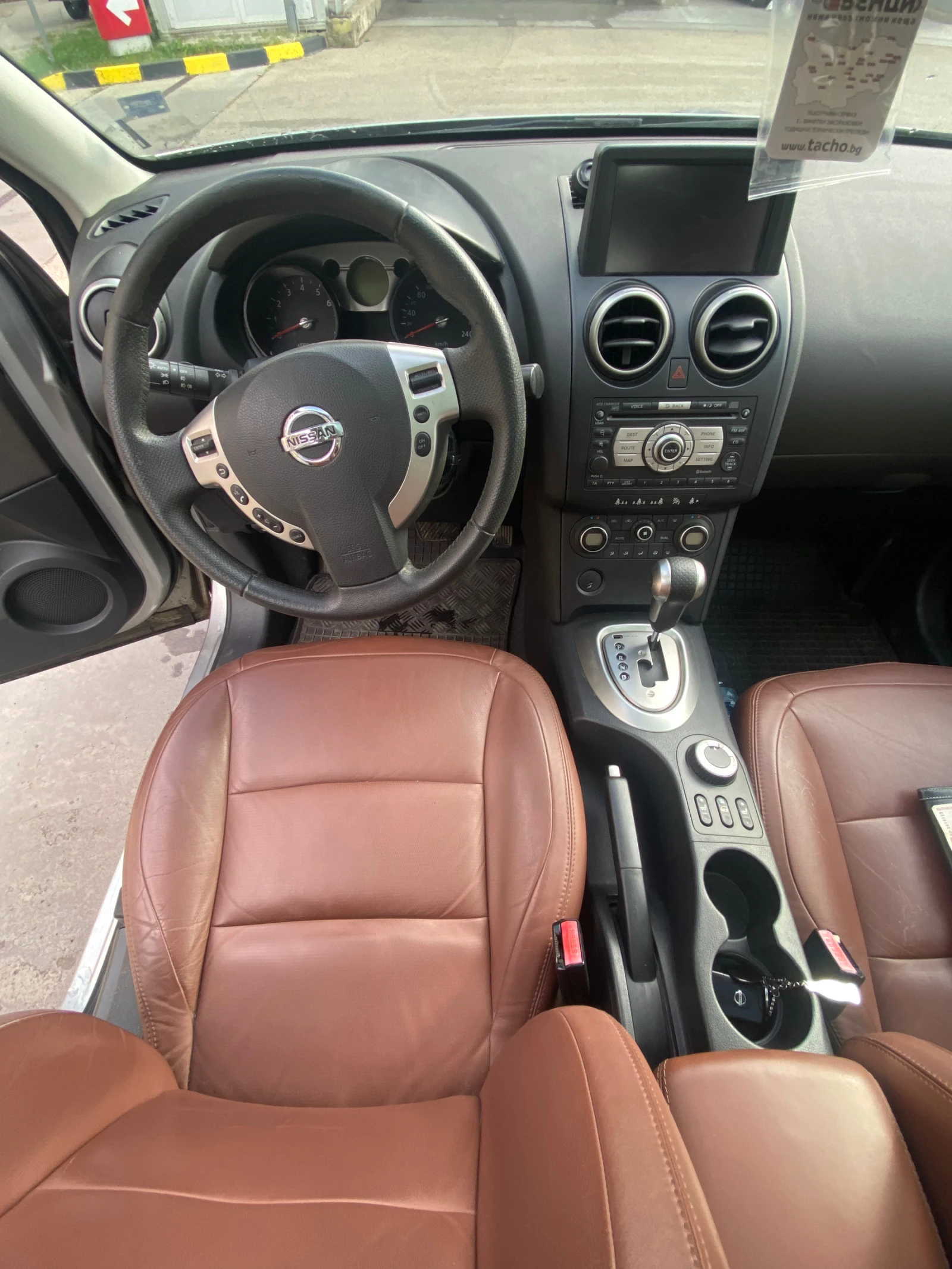 Nissan Qashqai 2.0 - изображение 9