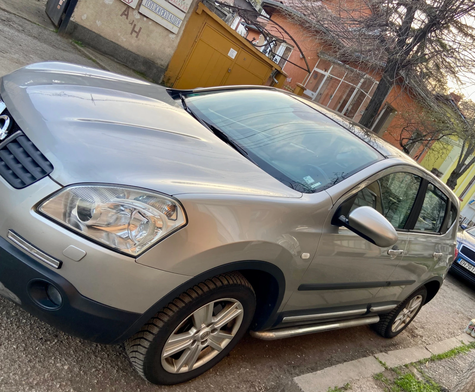 Nissan Qashqai 2.0 - изображение 4