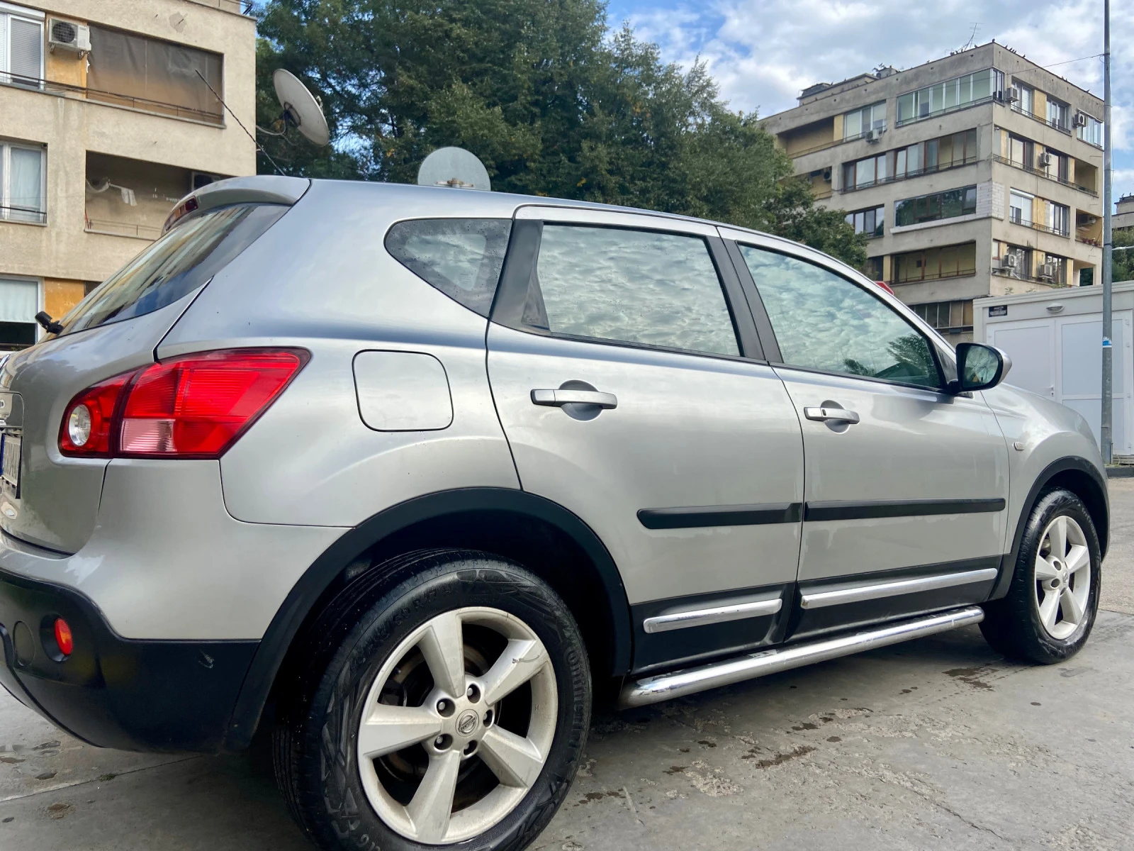 Nissan Qashqai 2.0 - изображение 3