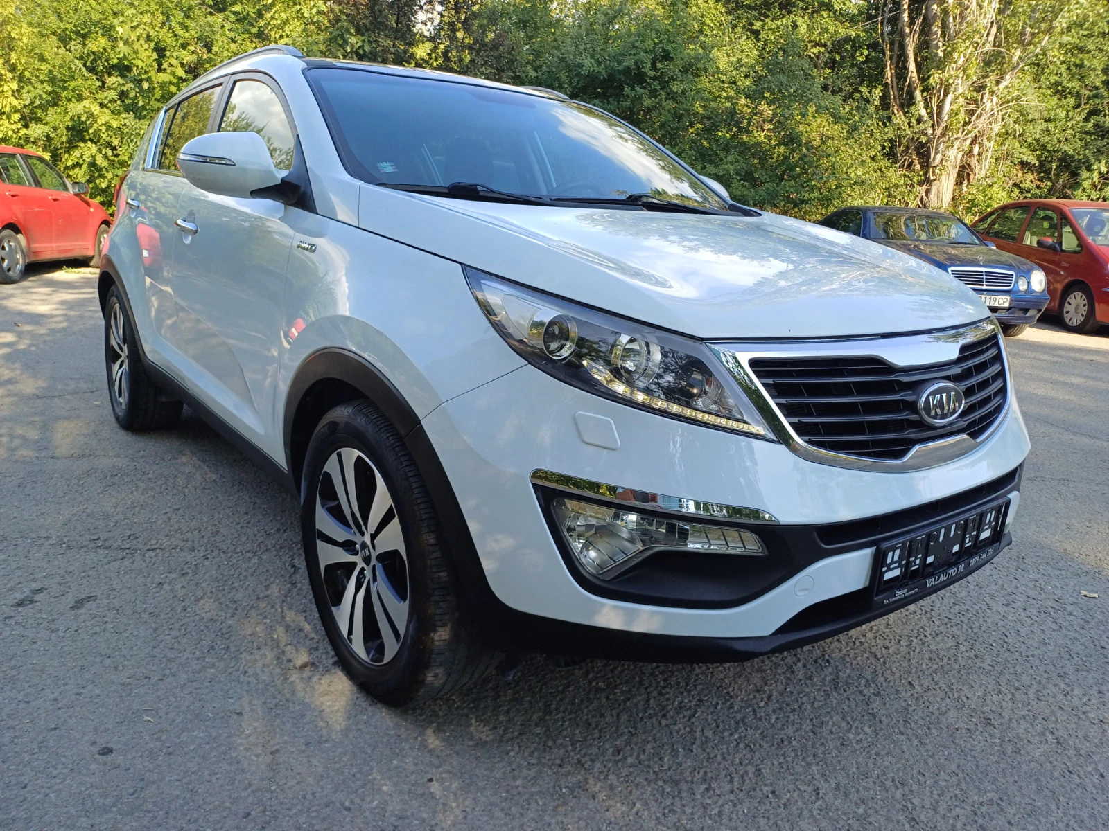 Kia Sportage 2.0 CRDI AWD - изображение 3