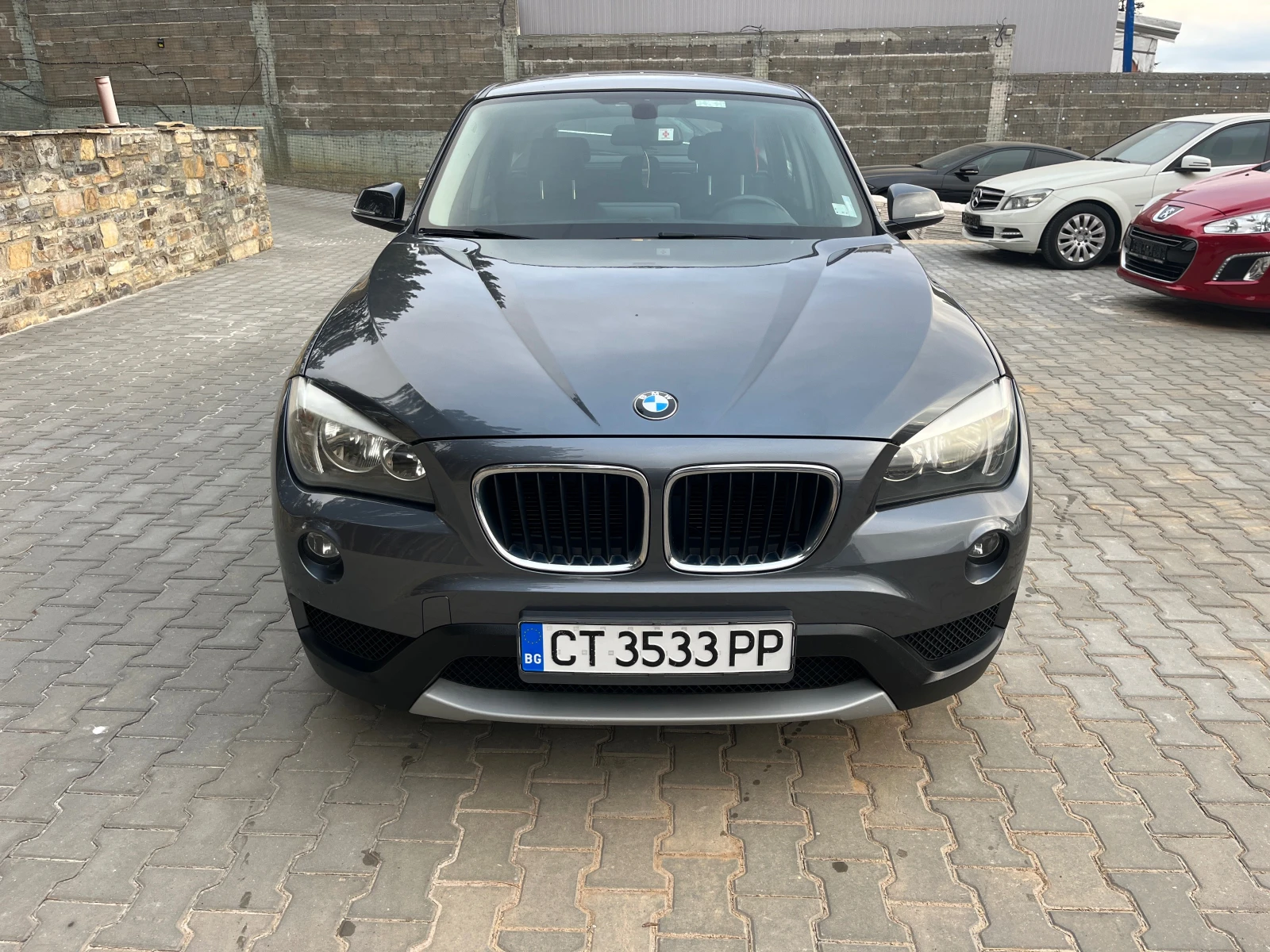 BMW X1 2000-1.8 - изображение 2