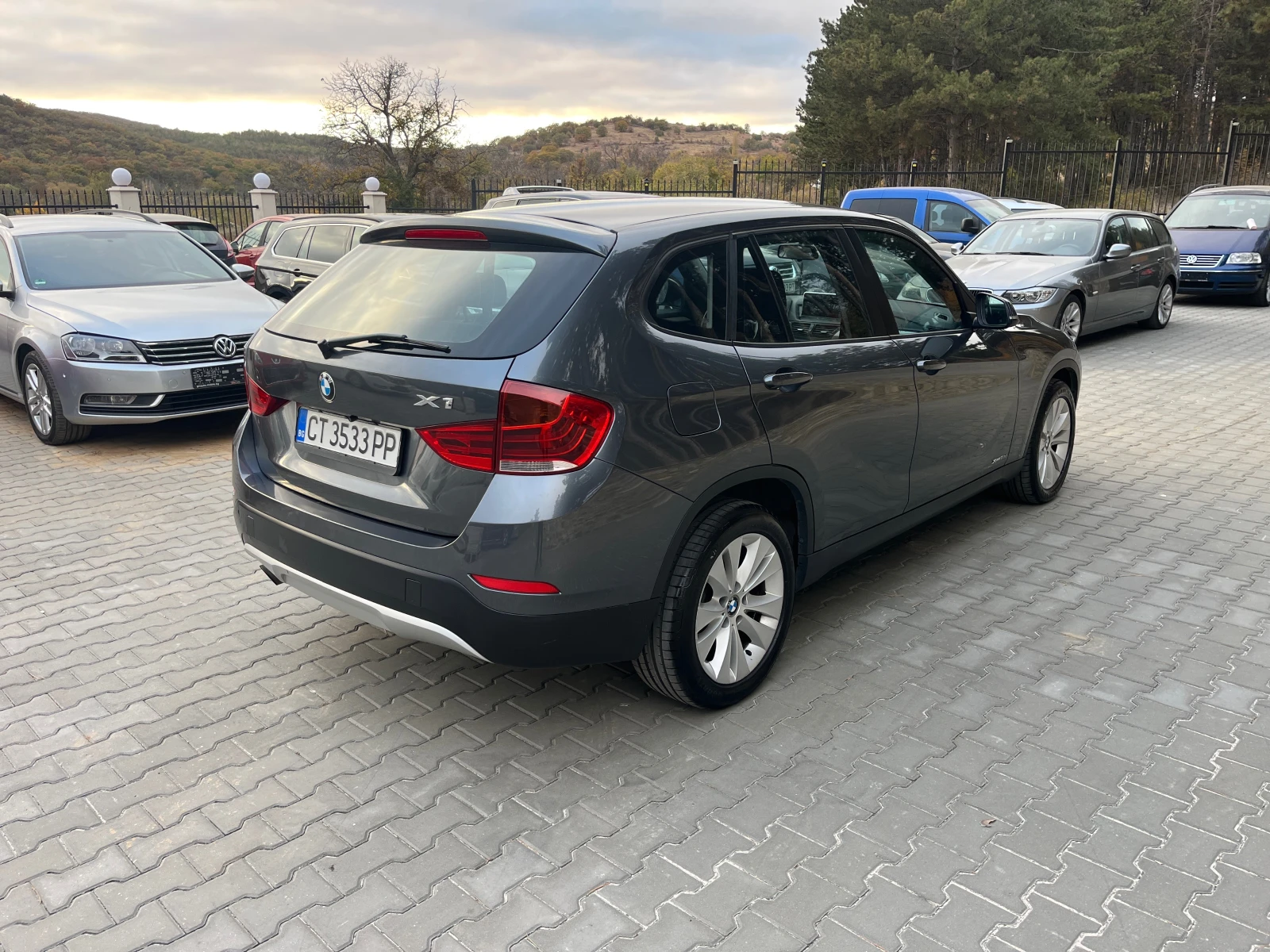 BMW X1 2000-1.8 - изображение 4