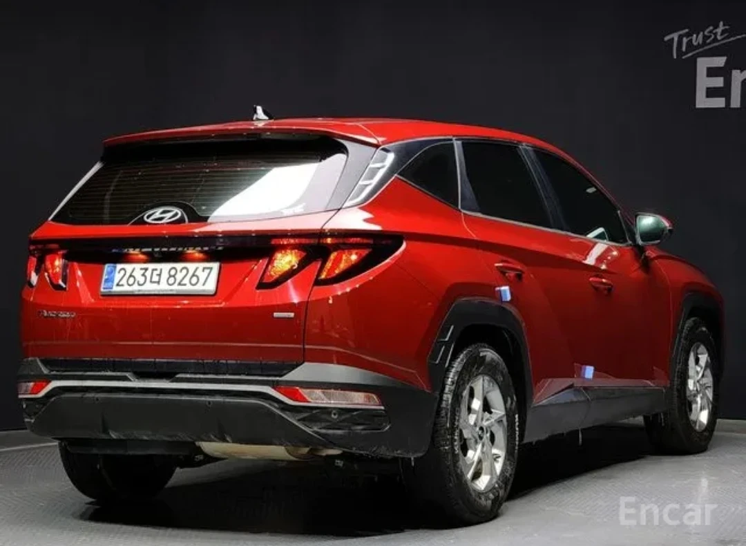 Hyundai Tucson 2.0 CRDI 4WD 43000км. - изображение 2