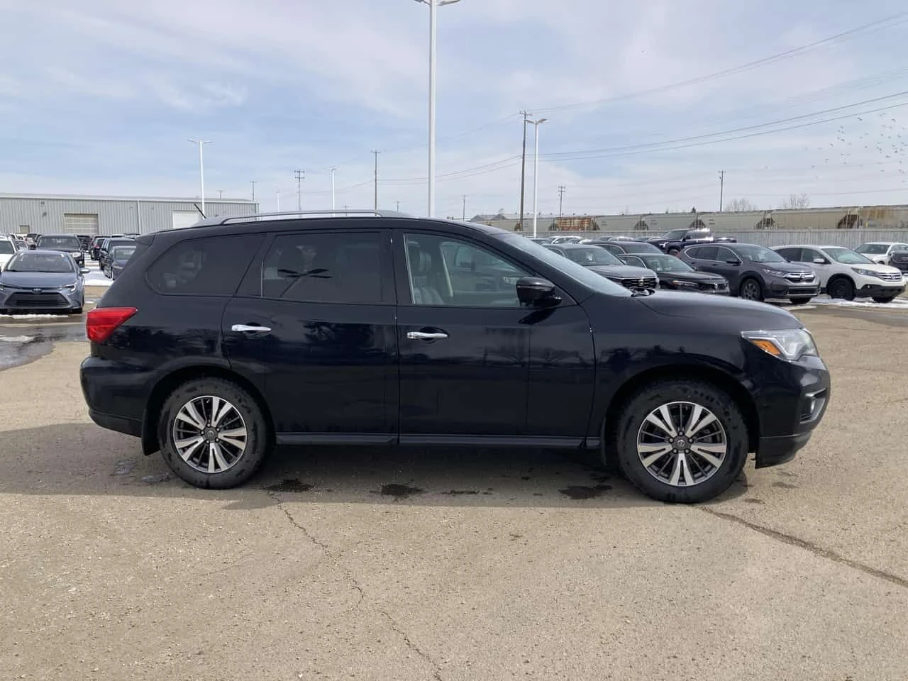 Nissan Pathfinder * 4WD 4dr * KEYLESS* ПОДГРЕВ* , снимка 3 - Автомобили и джипове - 54100602