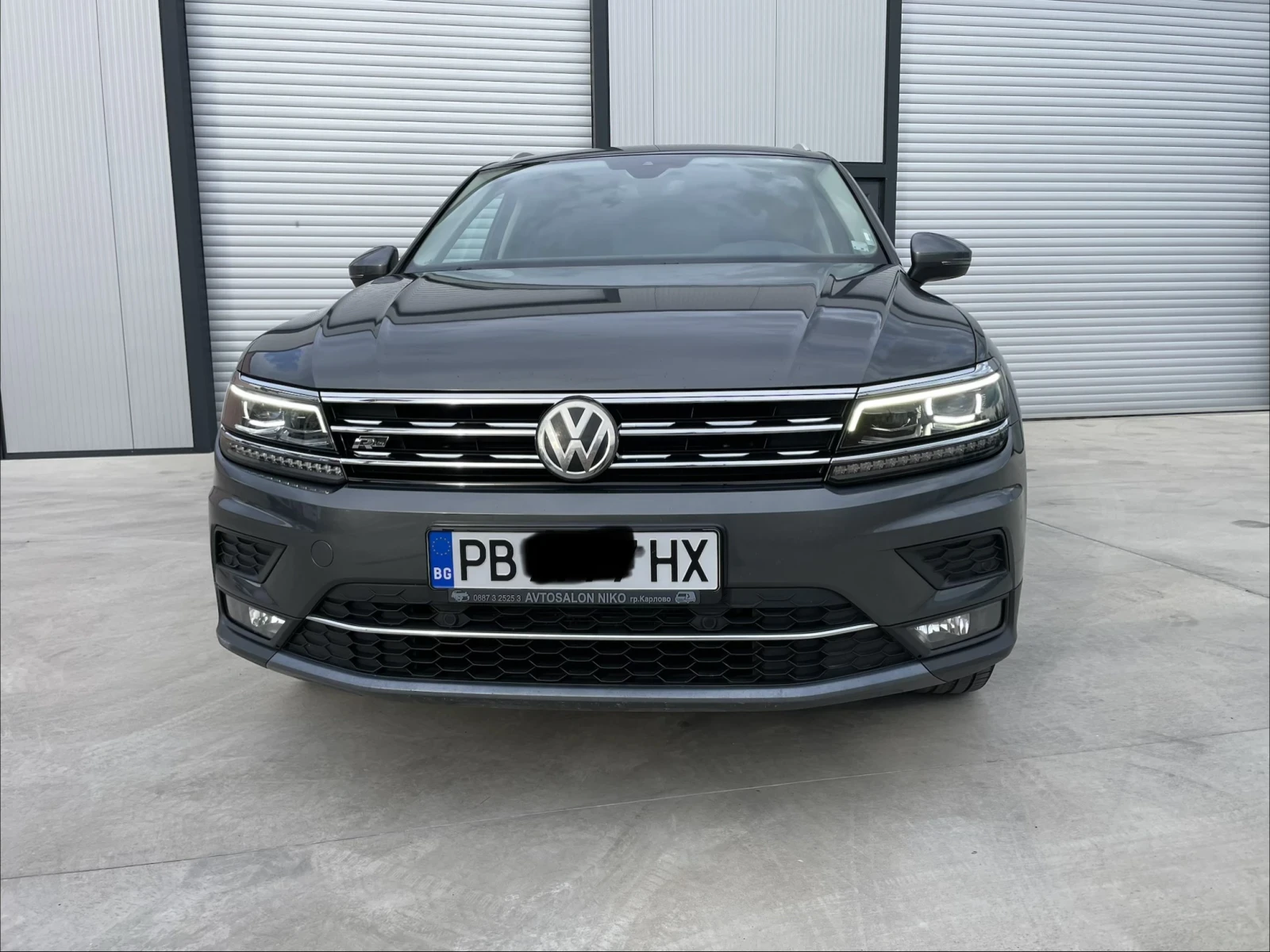 VW Tiguan 2.0TDI//4-MOTION/DIGITAL/LED/VIRTUAL COCKPIT/DISTR, снимка 2 - Автомобили и джипове - 54504215