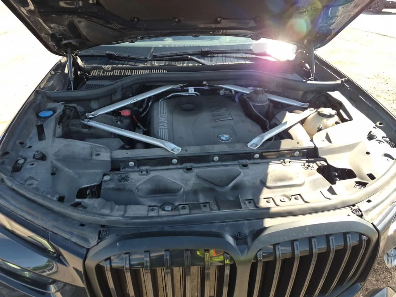 BMW X7 * XDRIVE40I * M-Sport * Дистроник * Head Up * , снимка 15 - Автомобили и джипове - 54704924
