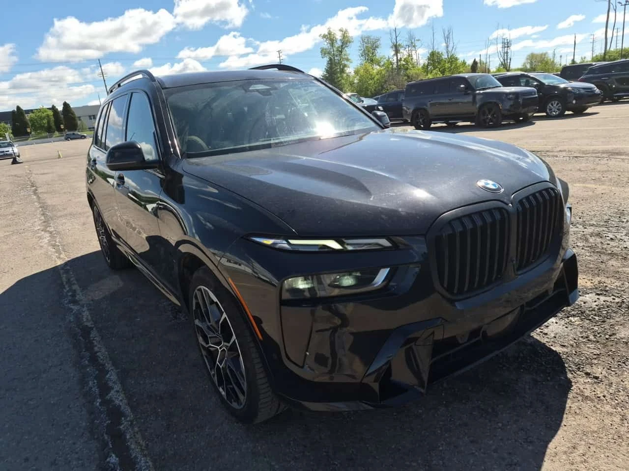 BMW X7 * XDRIVE40I * M-Sport * Дистроник * Head Up * , снимка 2 - Автомобили и джипове - 54704924