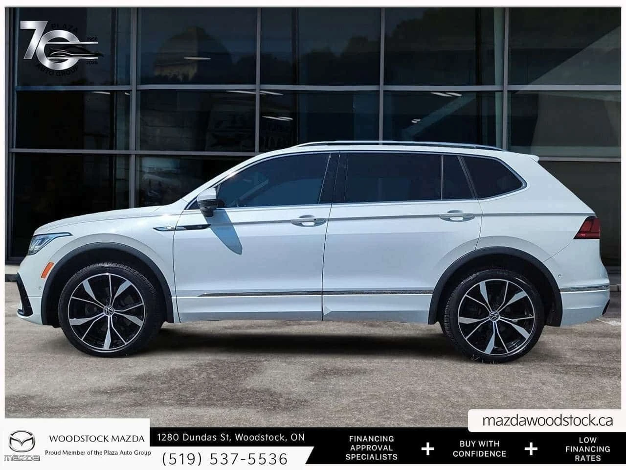 VW Tiguan * Highline R Line * CARFAX * БЕЗ ПЪРВОНАЧАЛНА ВНОС, снимка 5 - Автомобили и джипове - 55318809