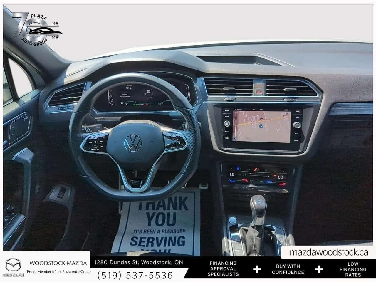 VW Tiguan * Highline R Line * CARFAX * БЕЗ ПЪРВОНАЧАЛНА ВНОС, снимка 14 - Автомобили и джипове - 55318809