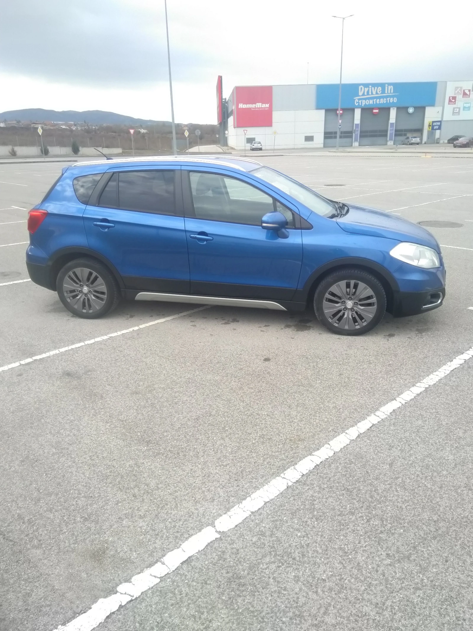 Suzuki SX4 S-Cross, снимка 3 - Автомобили и джипове - 56333119