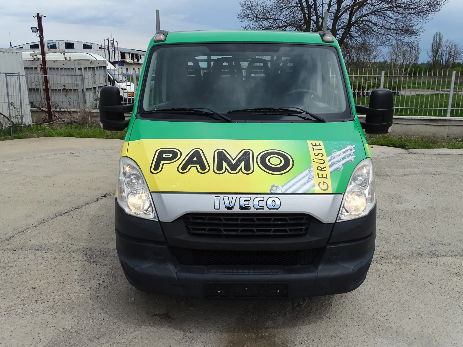 Iveco 35c17 3.0HPI  КАТ. * Б* 7-места - изображение 2