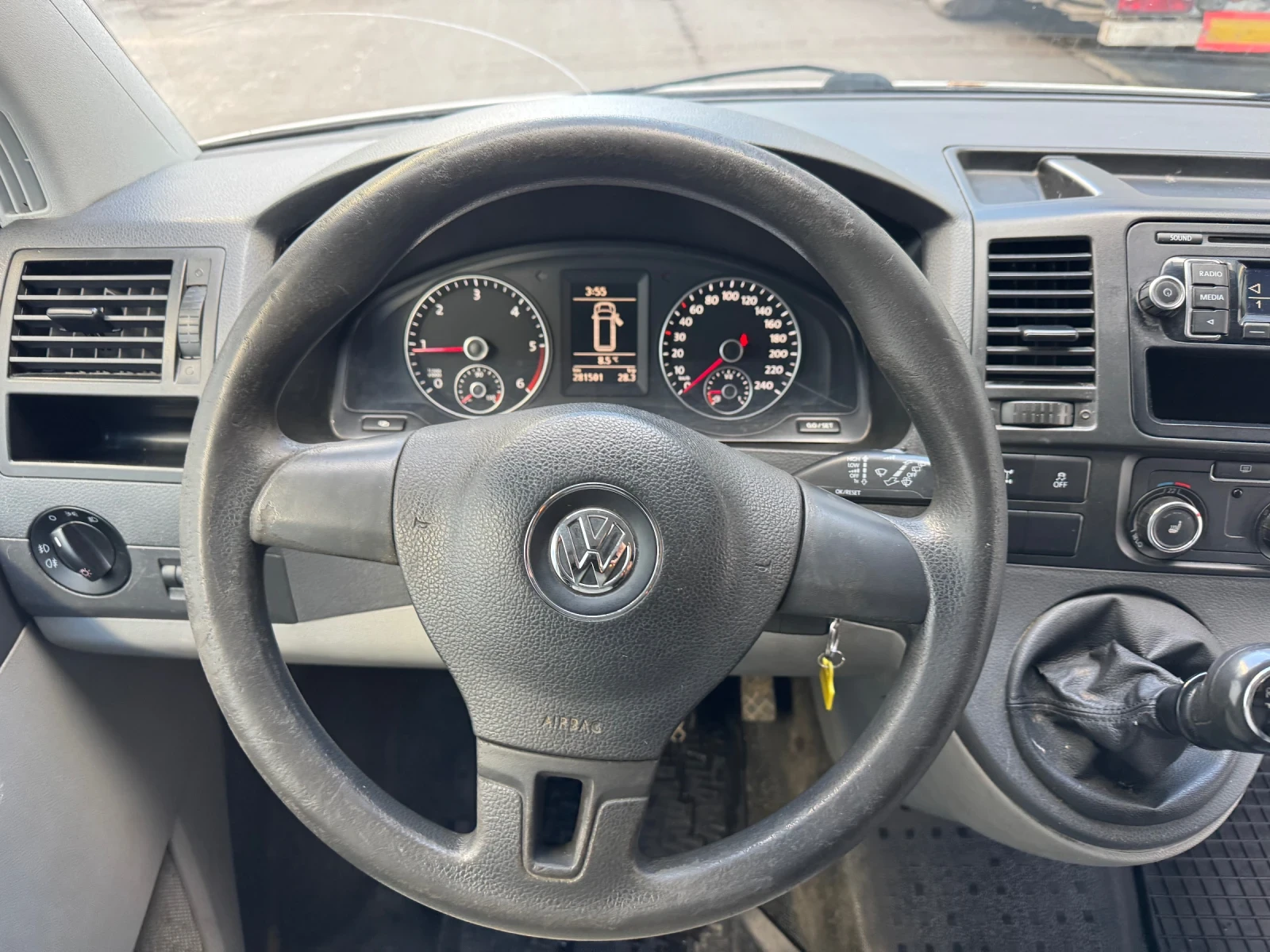 VW Transporter 2.0TDI ��� ������  | Mobile.bg � ����������� 13