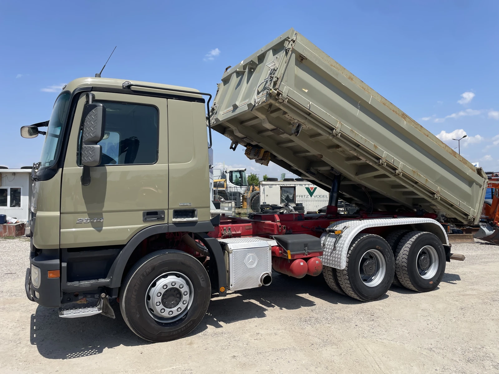 Mercedes-Benz Actros 2644 - изображение 5