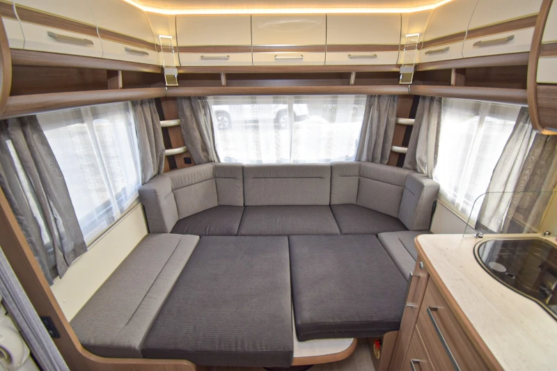 Каравана Fendt Bianco 515 Selection, снимка 14 - Каравани и кемпери - 52882182