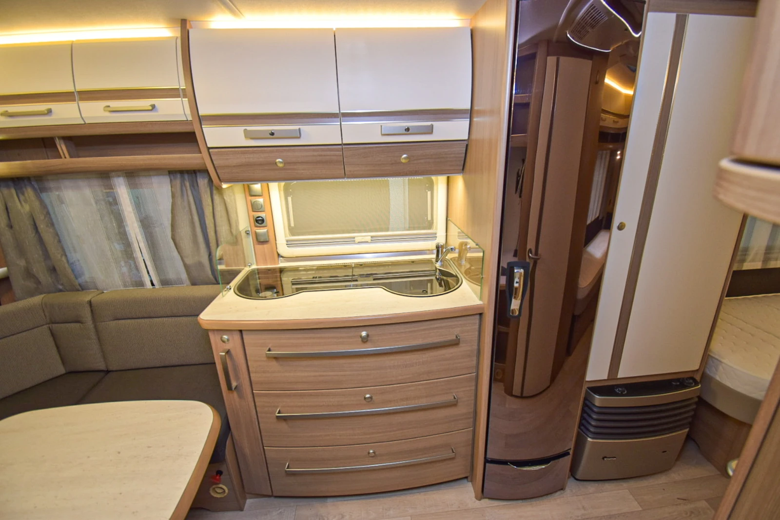 Каравана Fendt Bianco 515 Selection - изображение 9