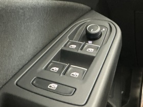 VW Golf GTE 1.4 eTSI Plug-In 245hp | Mobile.bg   10