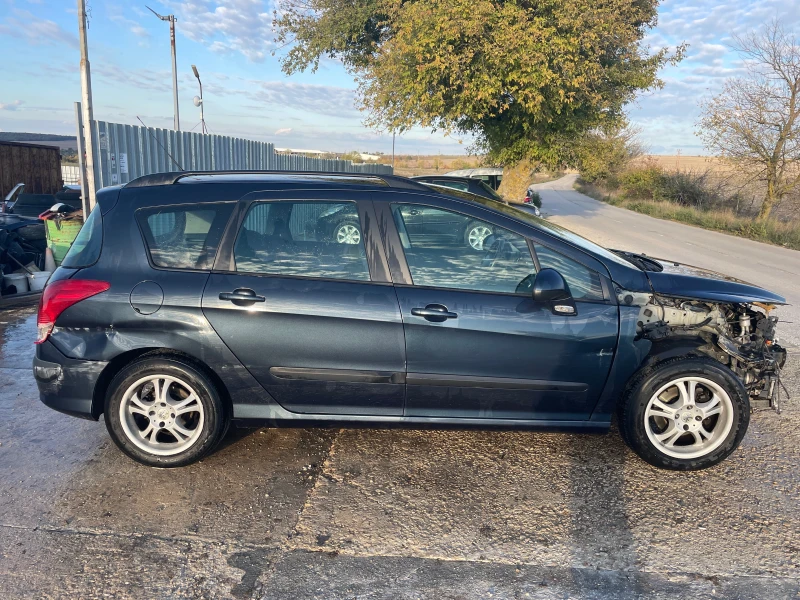 Peugeot 308 1.6 e-HDI, снимка 3 - Автомобили и джипове - 52018625