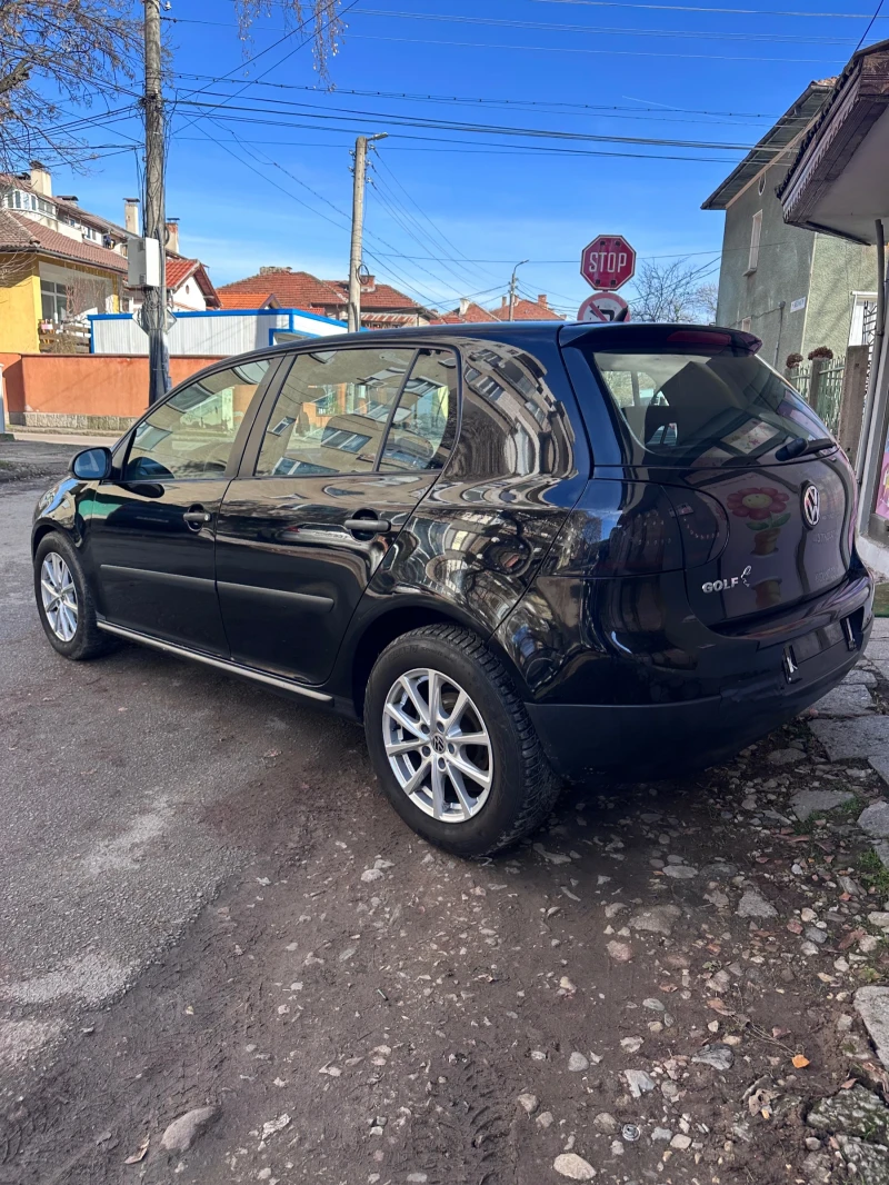 VW Golf Golf 5 1.9, снимка 4 - Автомобили и джипове - 52705853