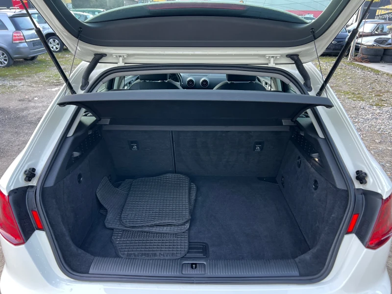 Audi A3 2.0TDI-150к.с/Автомат/F1-мултиволан/Нави/Автопилот, снимка 9 - Автомобили и джипове - 52938810