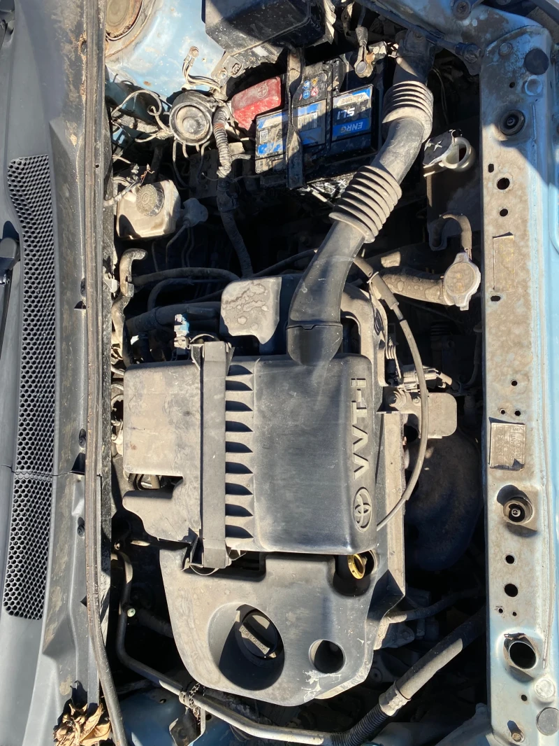 Toyota Yaris 1.3vvti, снимка 6 - Автомобили и джипове - 53109439