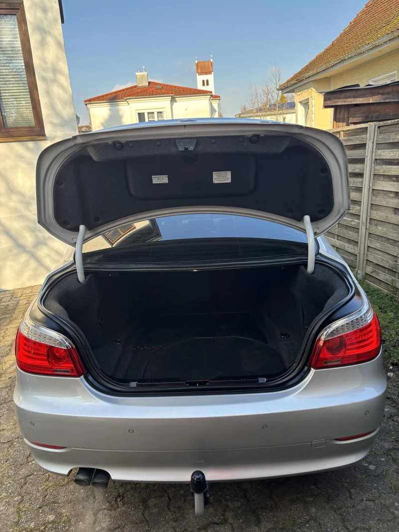 BMW 523 E60, снимка 8 - Автомобили и джипове - 53120906