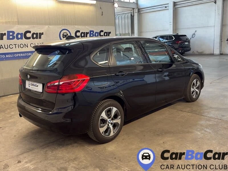 BMW 216 216i Tourer Sport, снимка 7 - Автомобили и джипове - 54400283